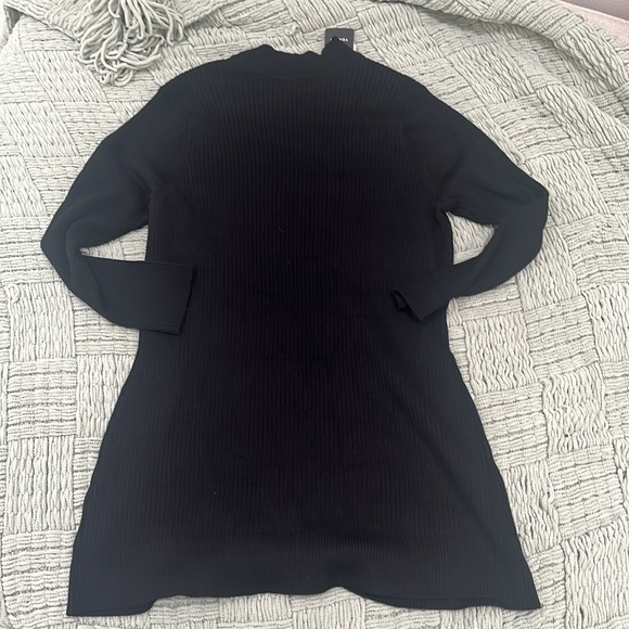 Torrid keyhole shirt in black size 1 - Picture 4 of 5